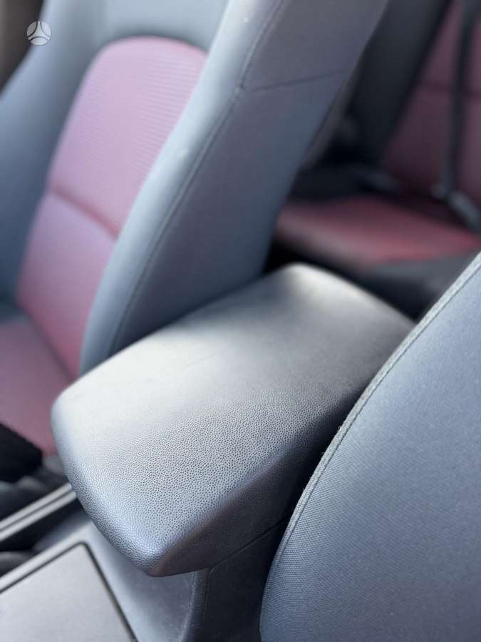 Mazda 3, 1.6 l., Хэтчбек