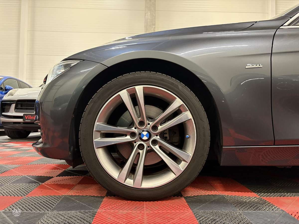 BMW 330, 2.0 l., Универсал