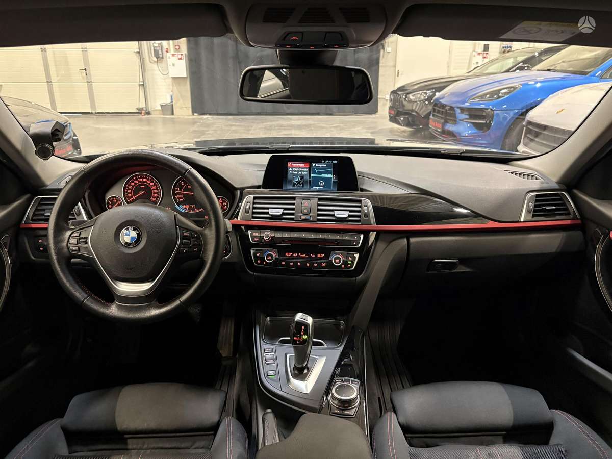 BMW 330, 2.0 l., wagon