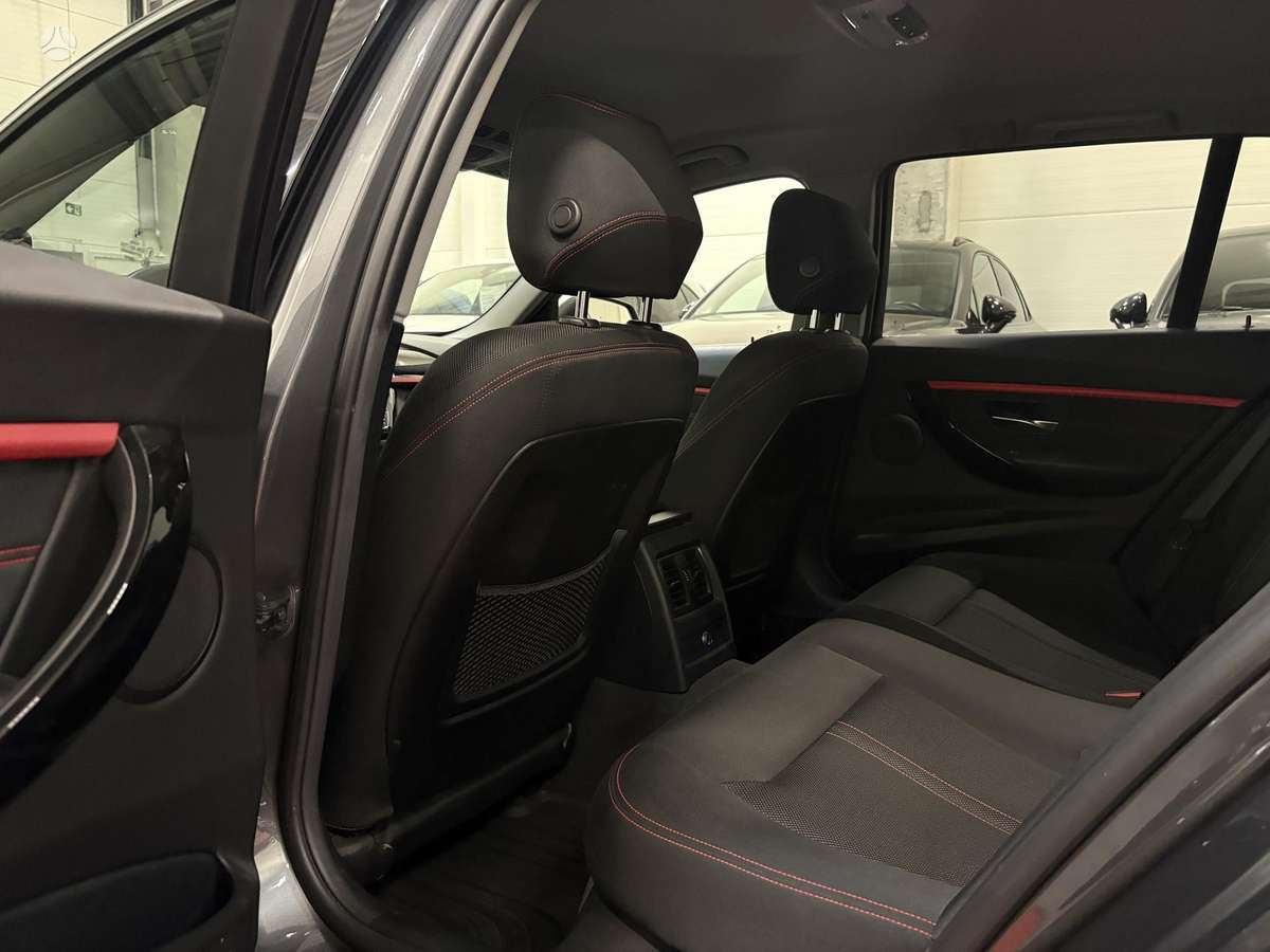 BMW 330, 2.0 l., Универсал