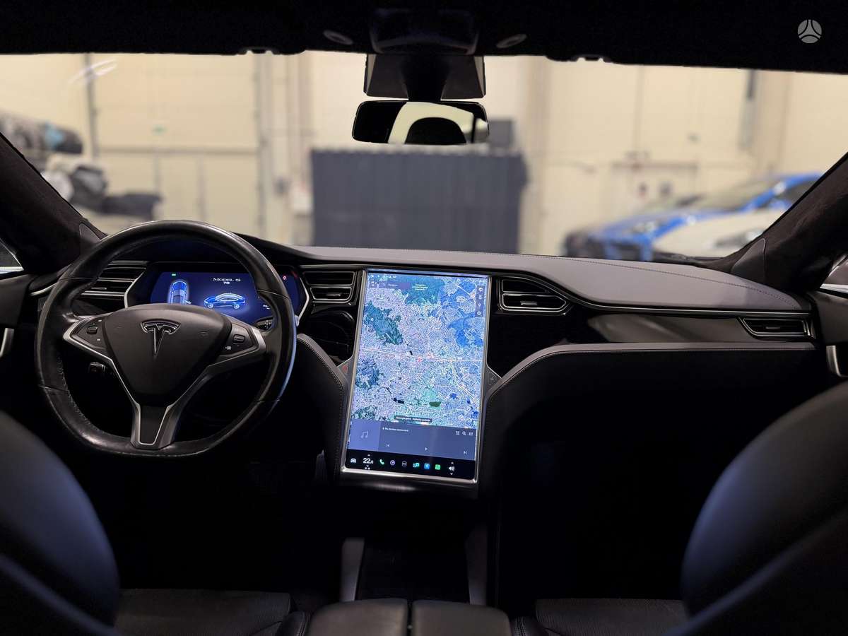 Tesla Model S, 75 kWh, hečbekas