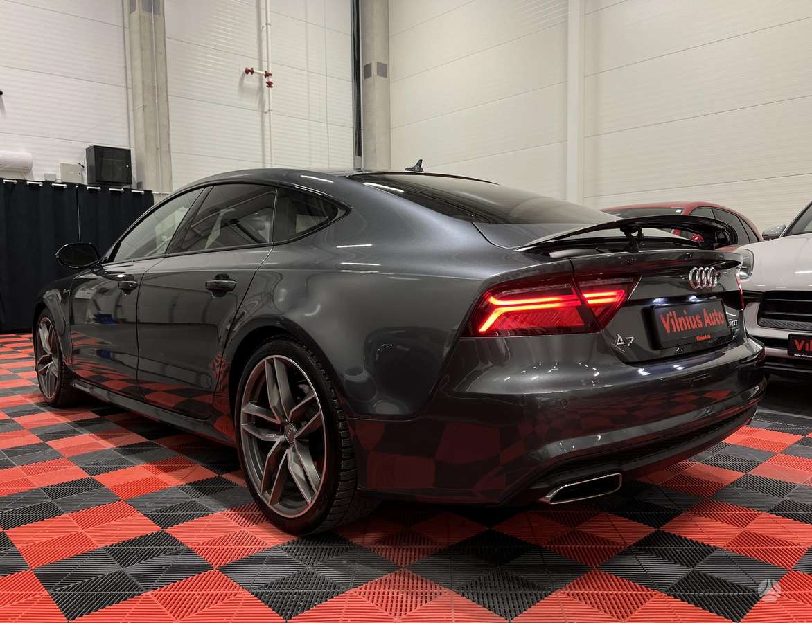 Audi A7, 3.0 l., saloon / sedan