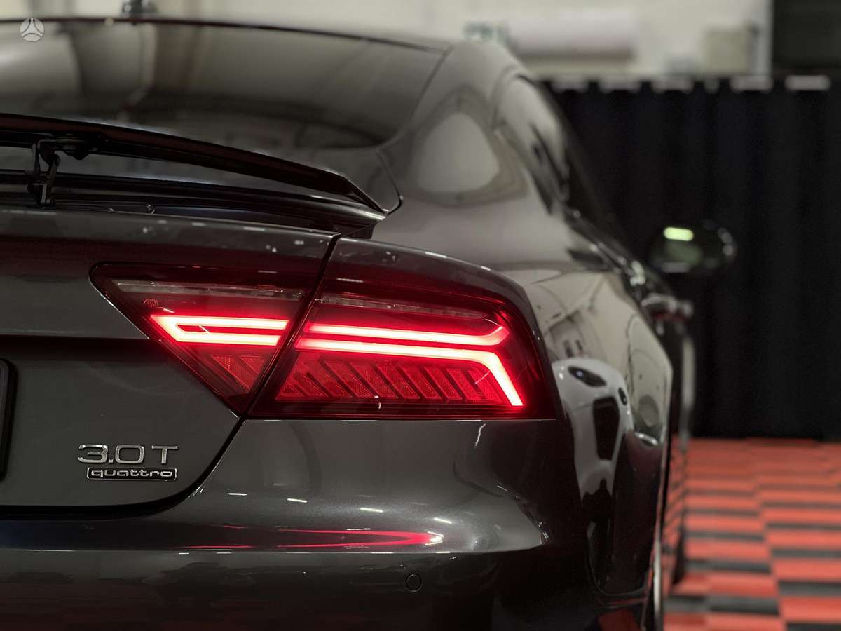 Audi A7, 3.0 l., saloon / sedan