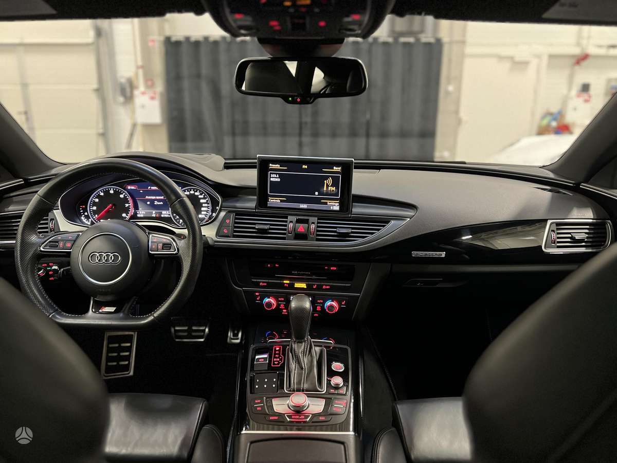 Audi A7, 3.0 l., saloon / sedan