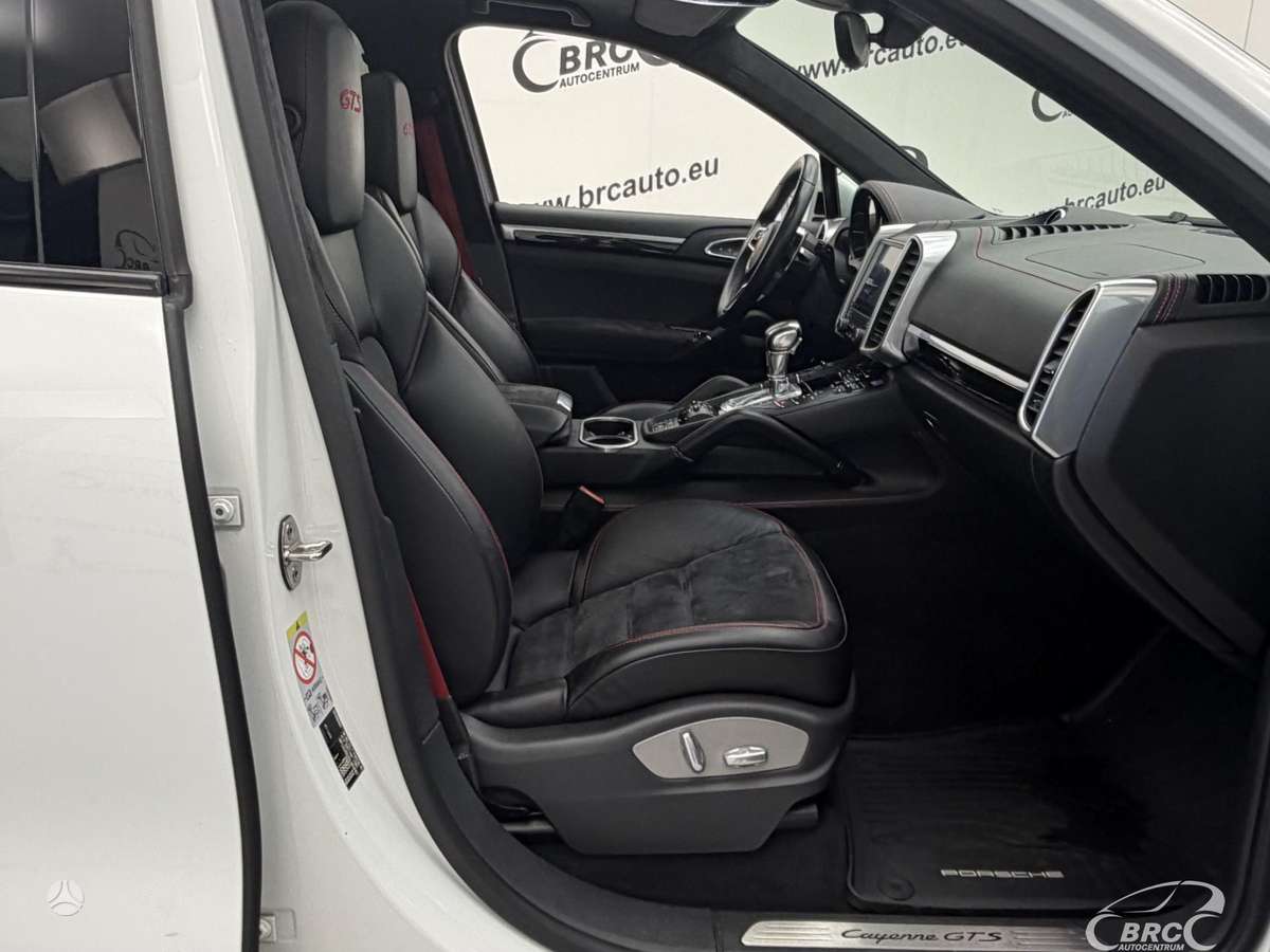 Porsche Cayenne, 3.6 l., off-road / crossover