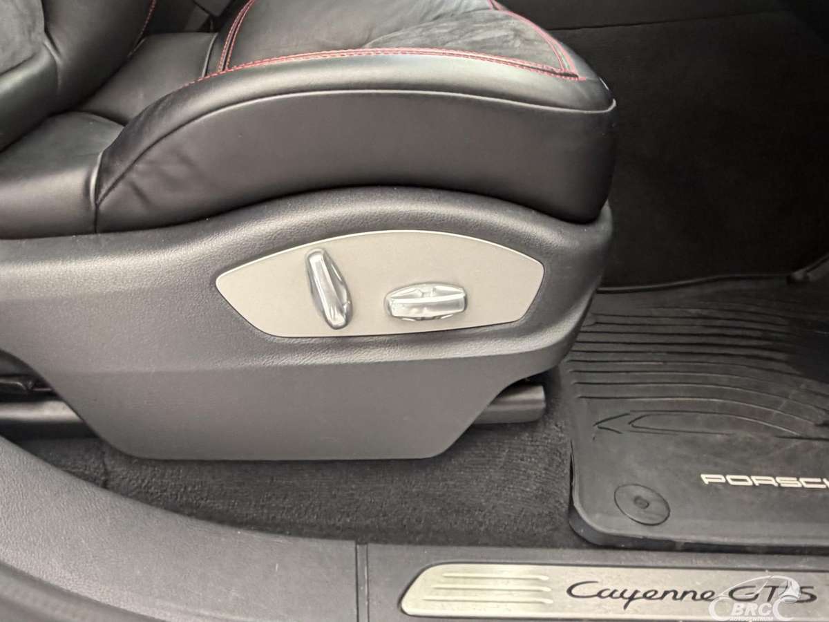 Porsche Cayenne, 3.6 l., off-road / crossover