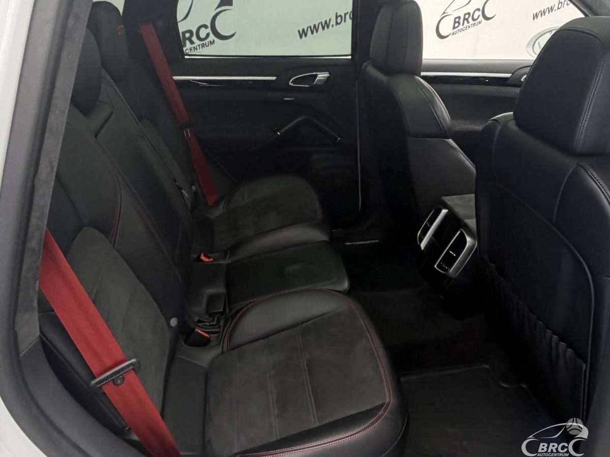 Porsche Cayenne, 3.6 l., off-road / crossover