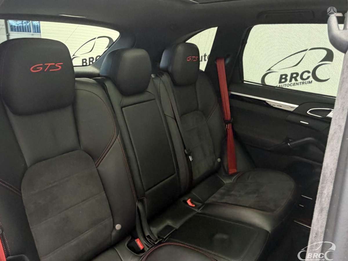 Porsche Cayenne, 3.6 l., off-road / crossover