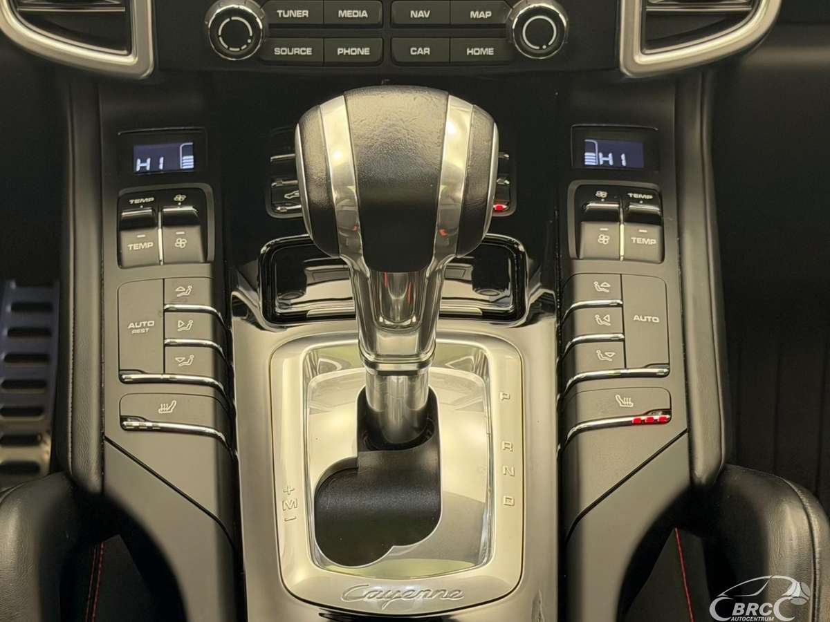 Porsche Cayenne, 3.6 l., off-road / crossover