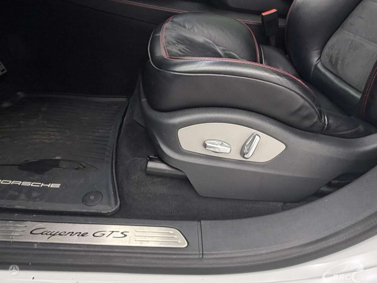 Porsche Cayenne, 3.6 l., off-road / crossover