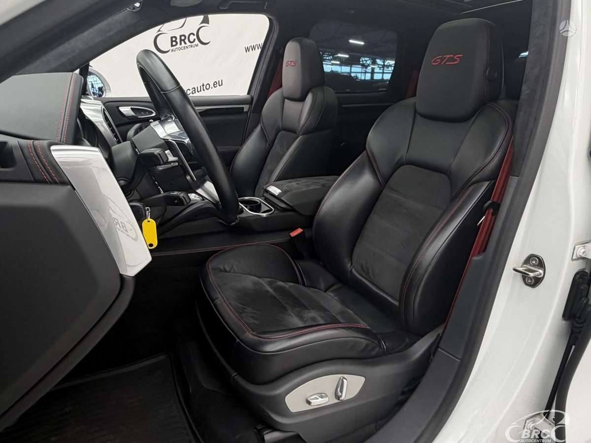 Porsche Cayenne, 3.6 l., off-road / crossover