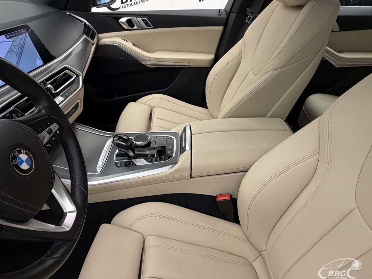 BMW X5, 2.0 l., off-road / crossover
