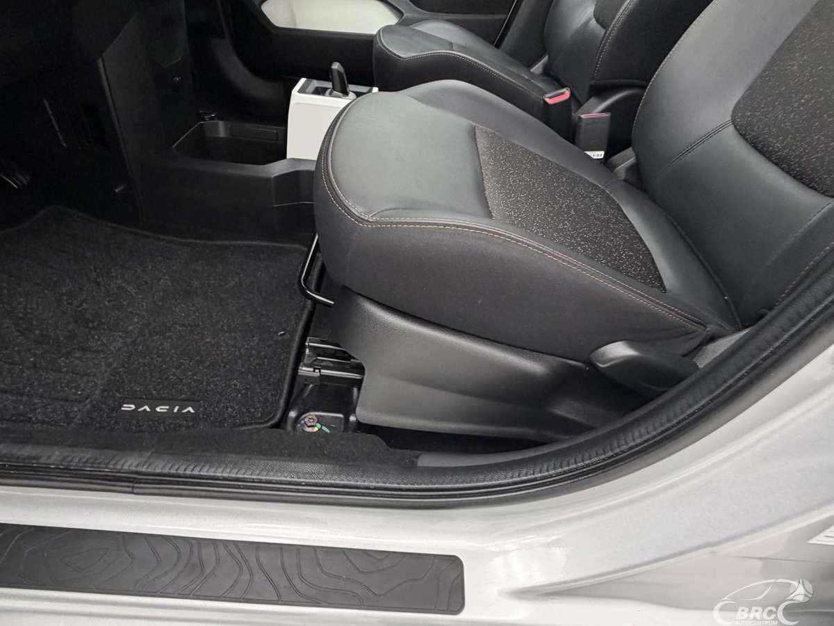 Dacia Spring, 27 kWh, hatchback