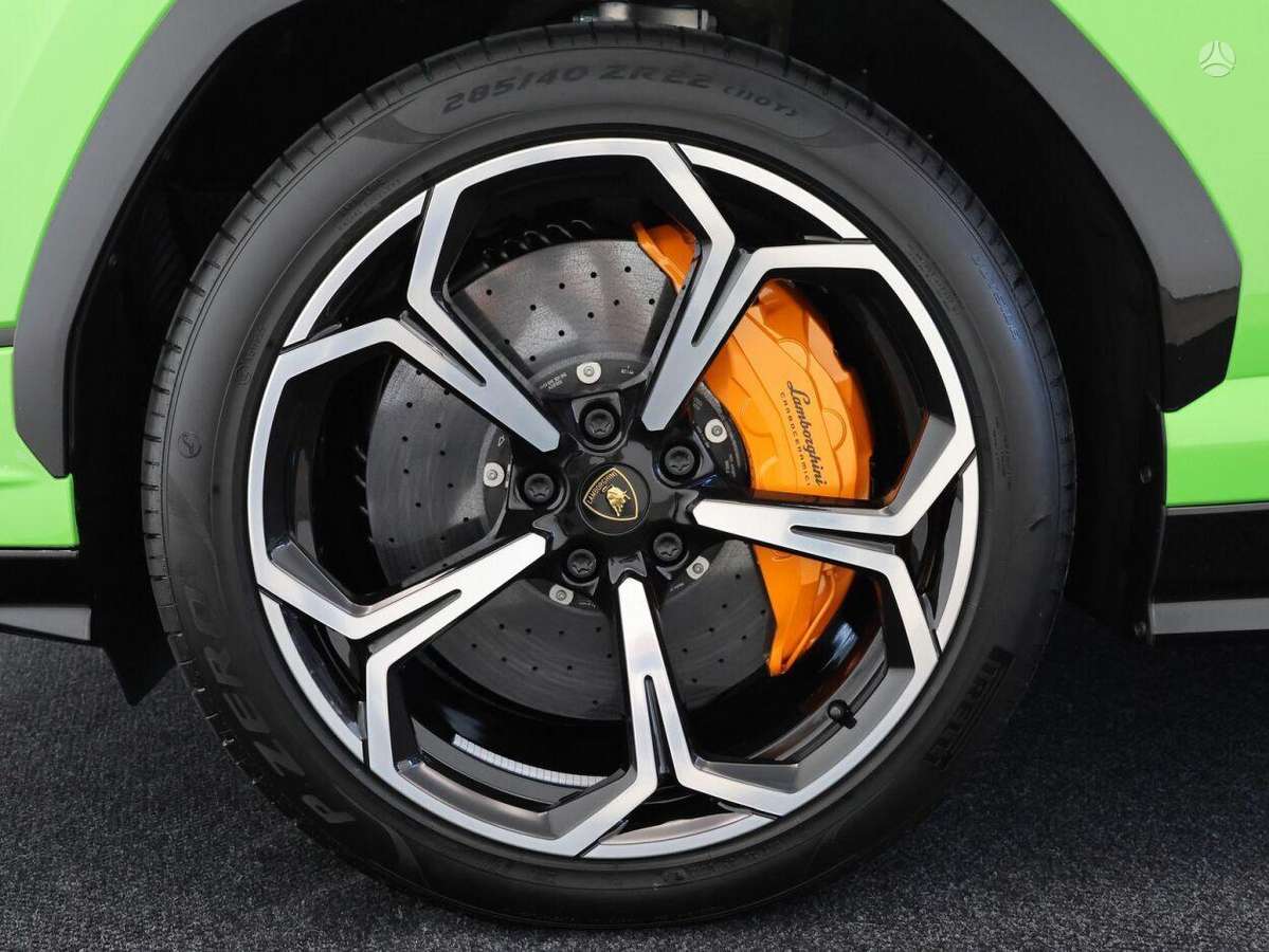 Lamborghini Urus, 4.0 l., Универсал