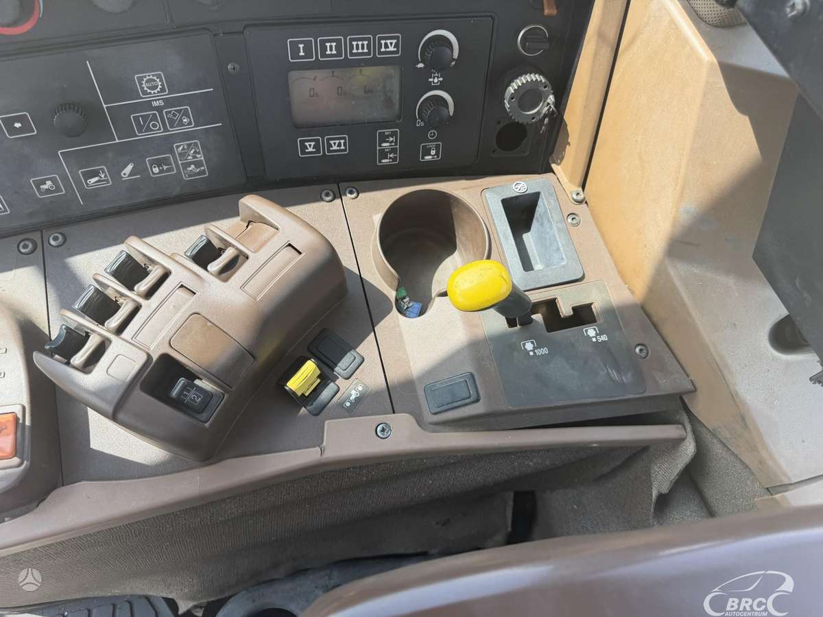 John Deere 7730, тракторы