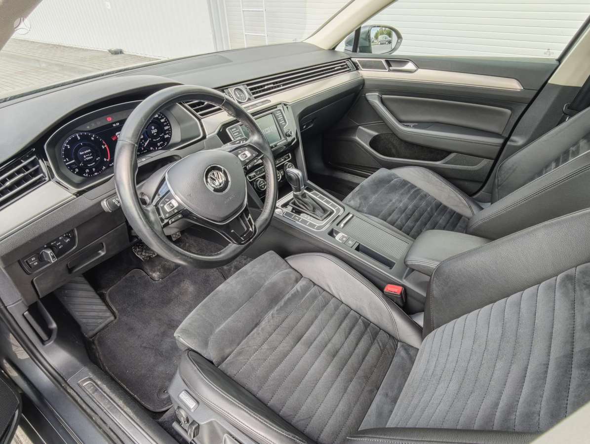 Volkswagen Passat - 8