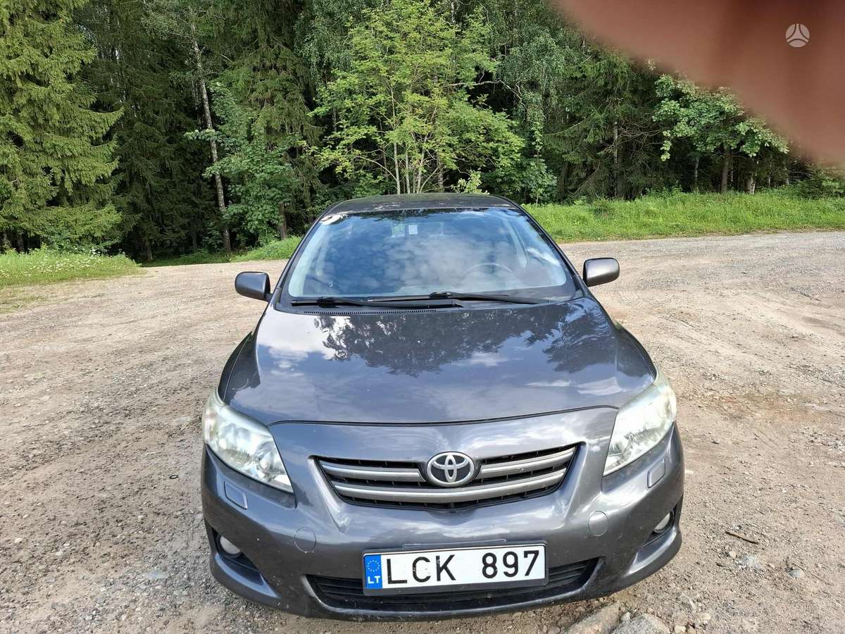 Toyota Corolla - 3