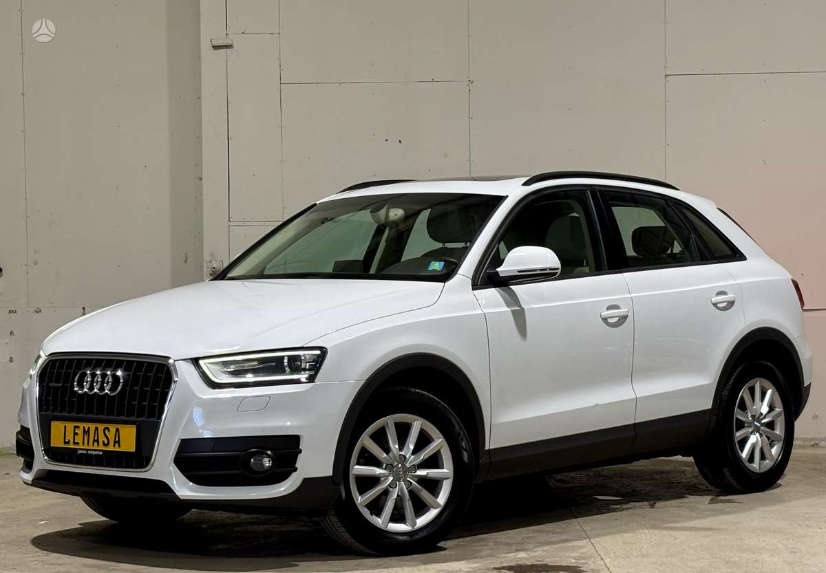 Audi Q3, 2.0 l., off-road / crossover