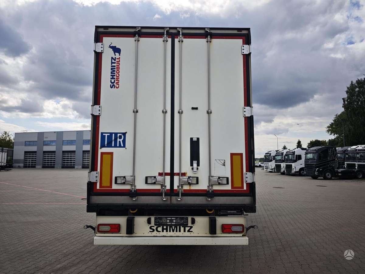 Schmitz SKO 24 / ThermoKing, refrigerated