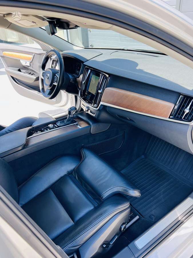 Volvo V90, 2.0 l., wagon