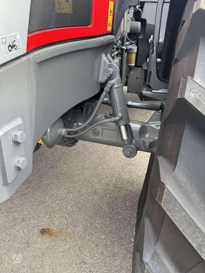 Massey Ferguson 8S.225, тракторы
