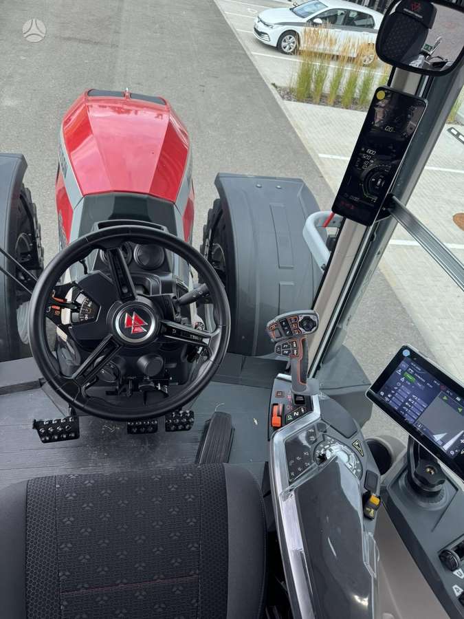 Massey Ferguson 8S.225, тракторы