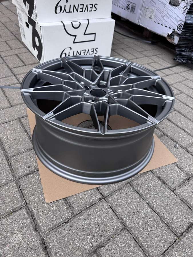 BMW Style 826M, light alloy, R18