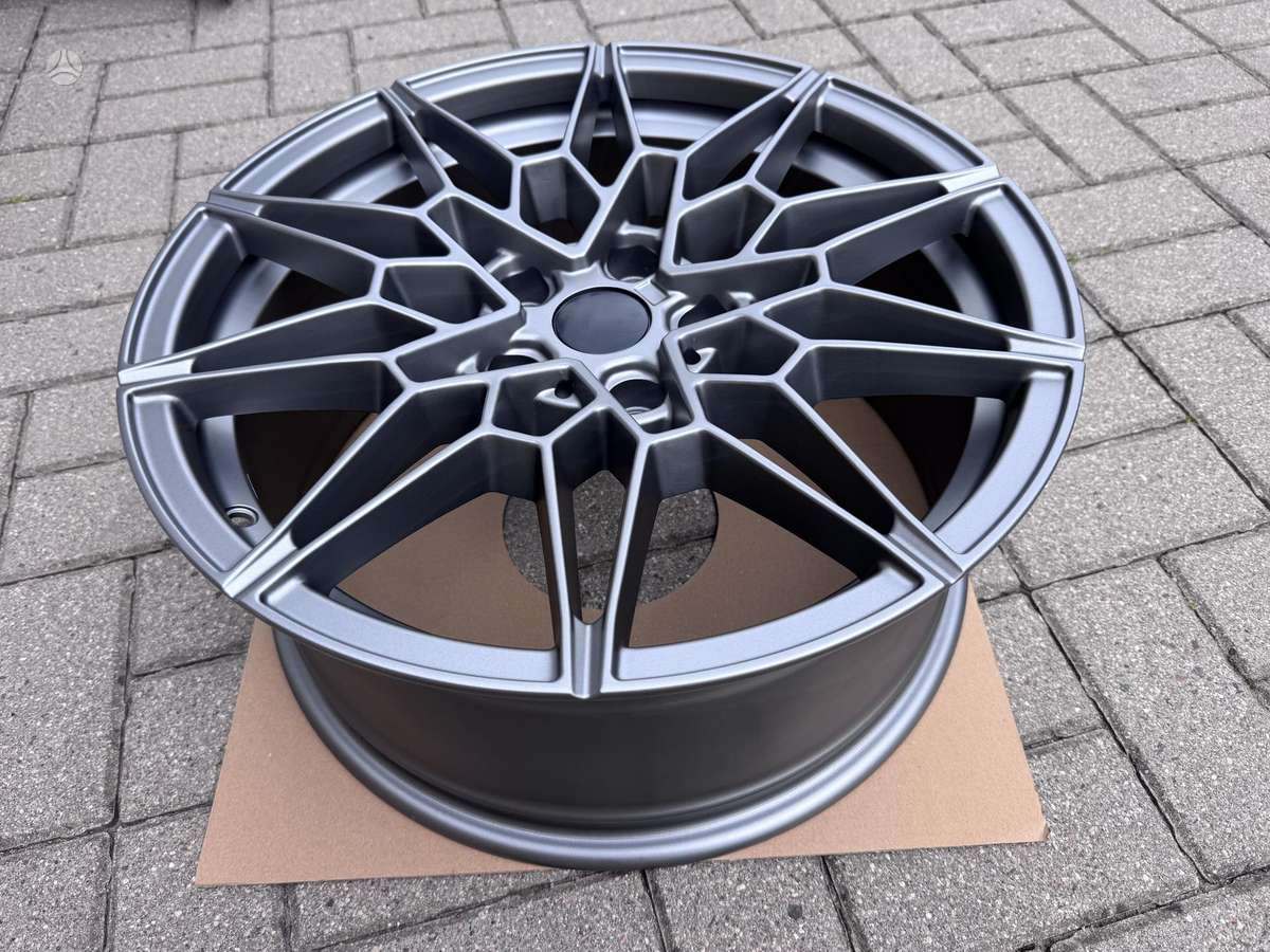 BMW Style 826M, light alloy, R18