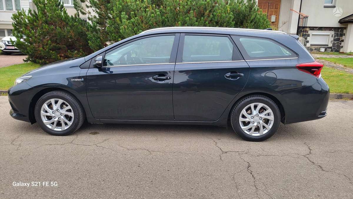 Toyota Auris - 5