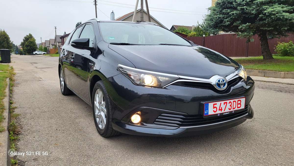 Toyota Auris - 1