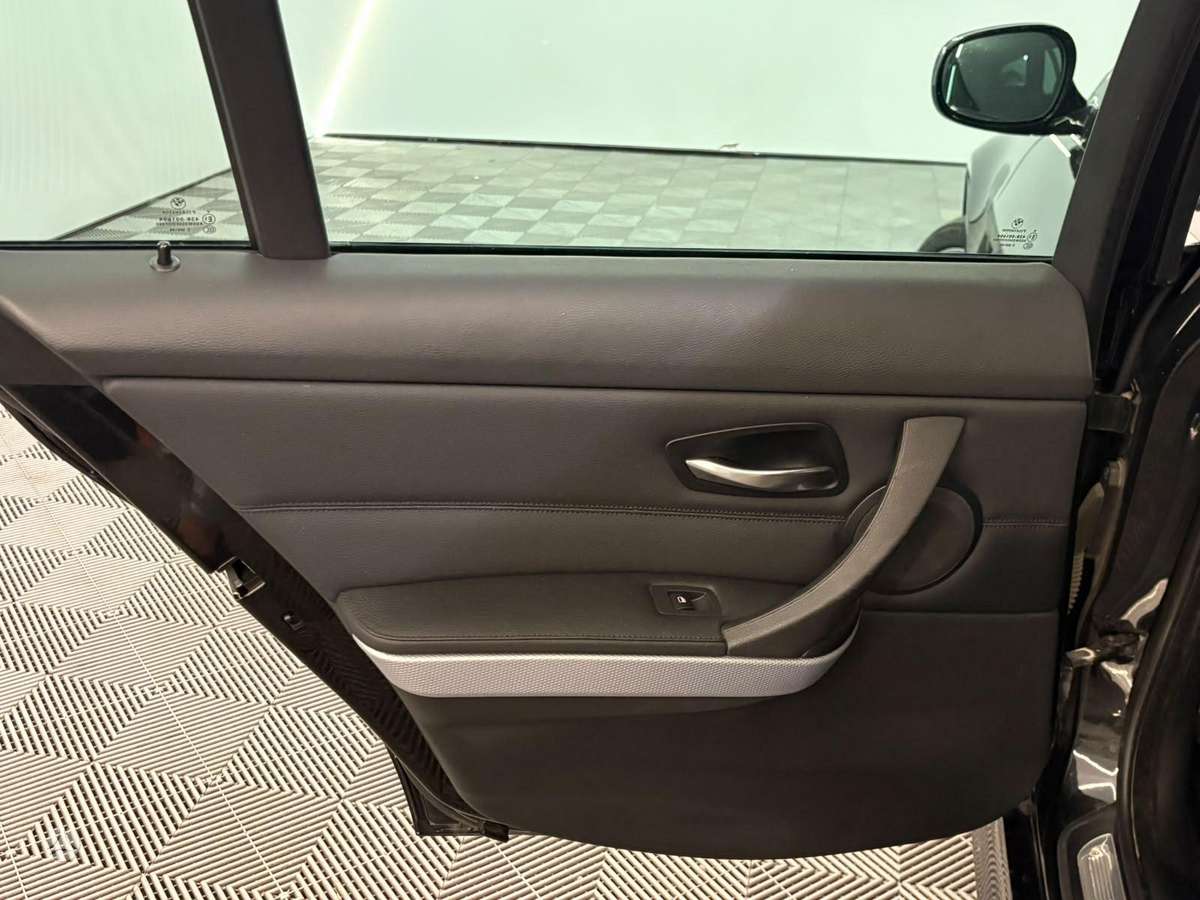 BMW 320, 2.0 l., Универсал
