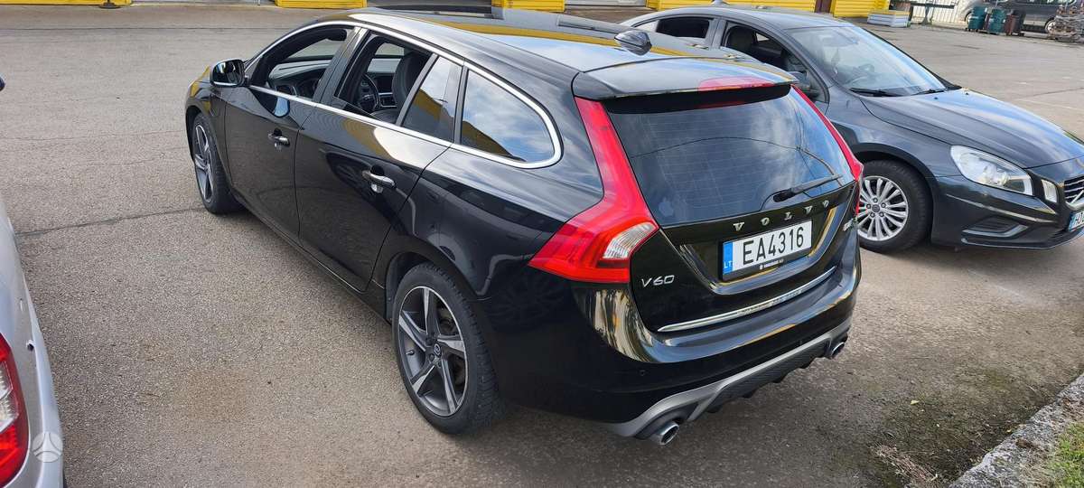 Volvo V60 - 1