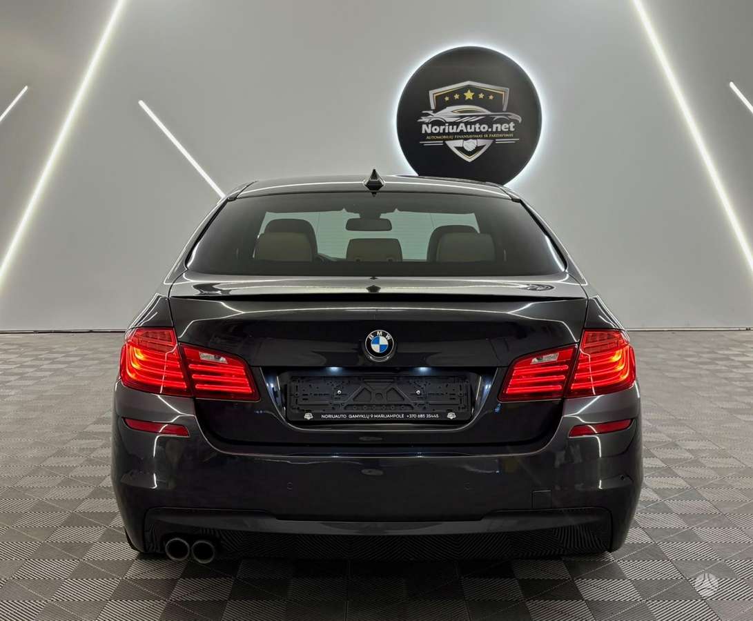 BMW 520, 2.0 l., Седан