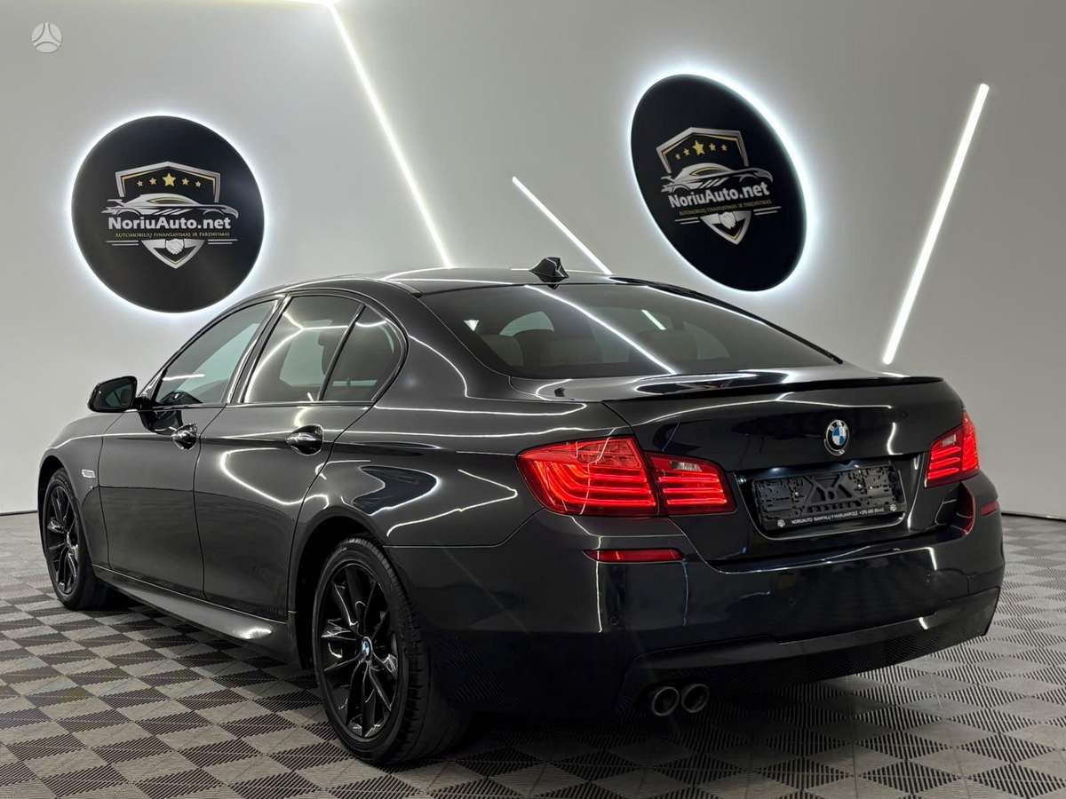 BMW 520, 2.0 l., Седан