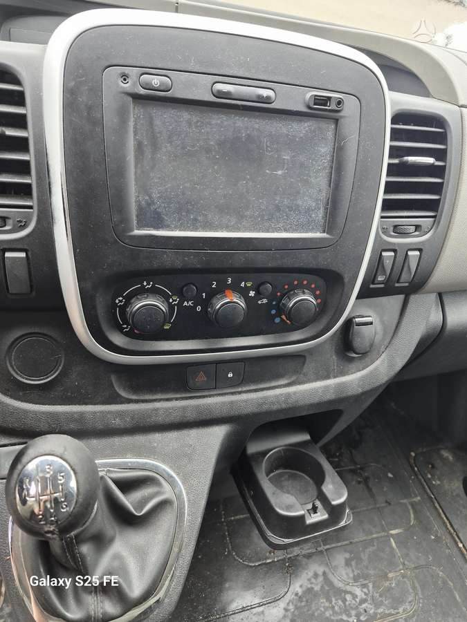 Renault Trafic, 1.6 l., commercial
