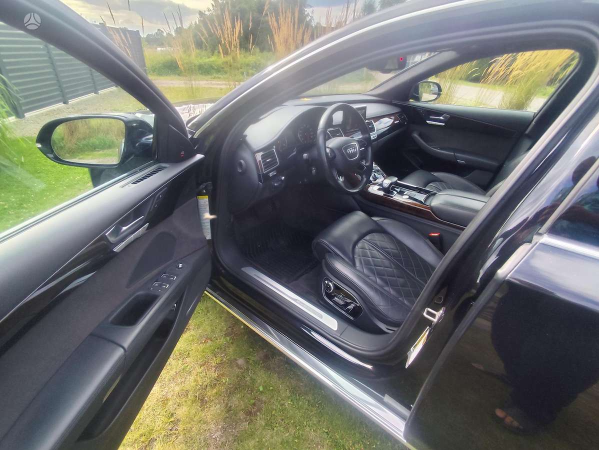 Audi A8 L, 4.0 l., Седан