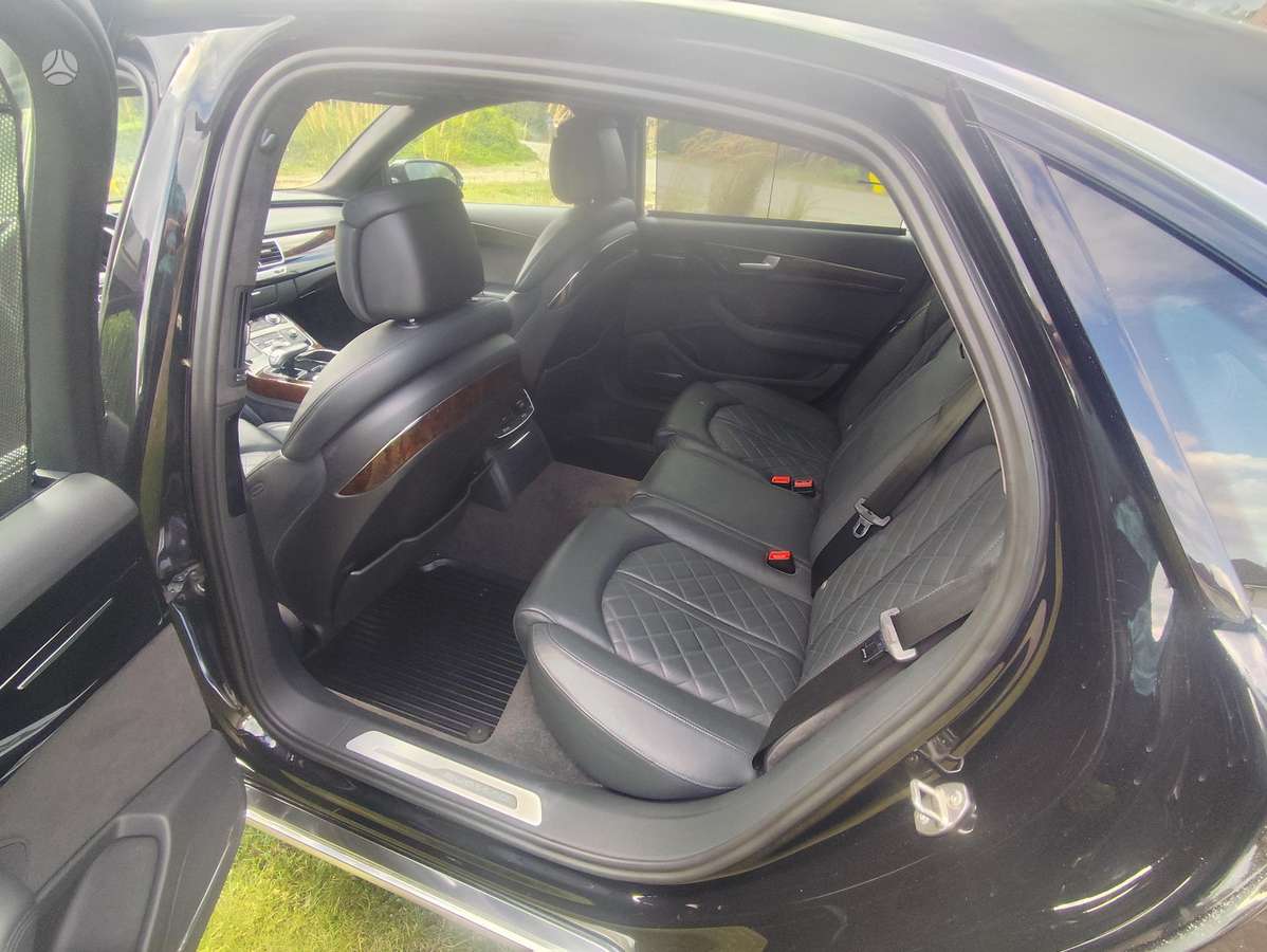 Audi A8 L, 4.0 l., Седан