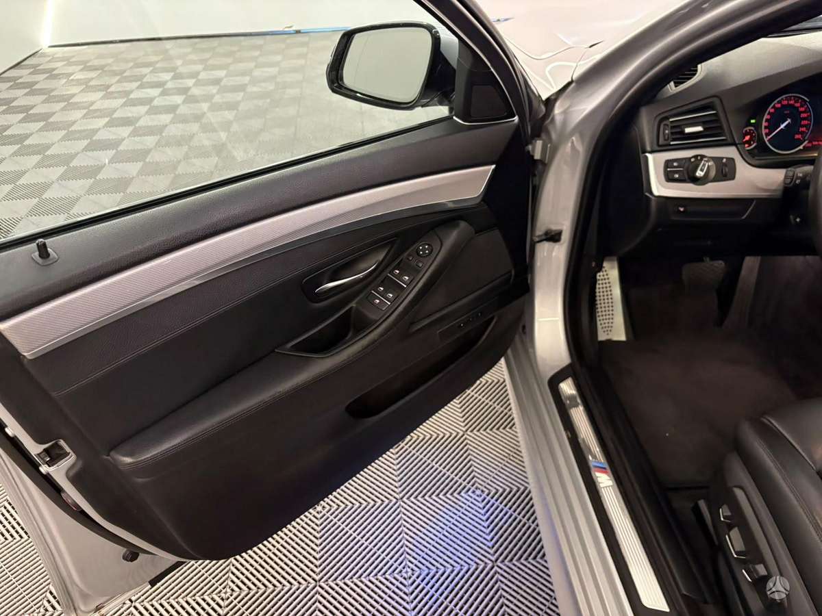 BMW 520, 2.0 l., Универсал