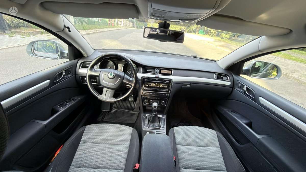 Skoda Superb, 2.0 l., Универсал