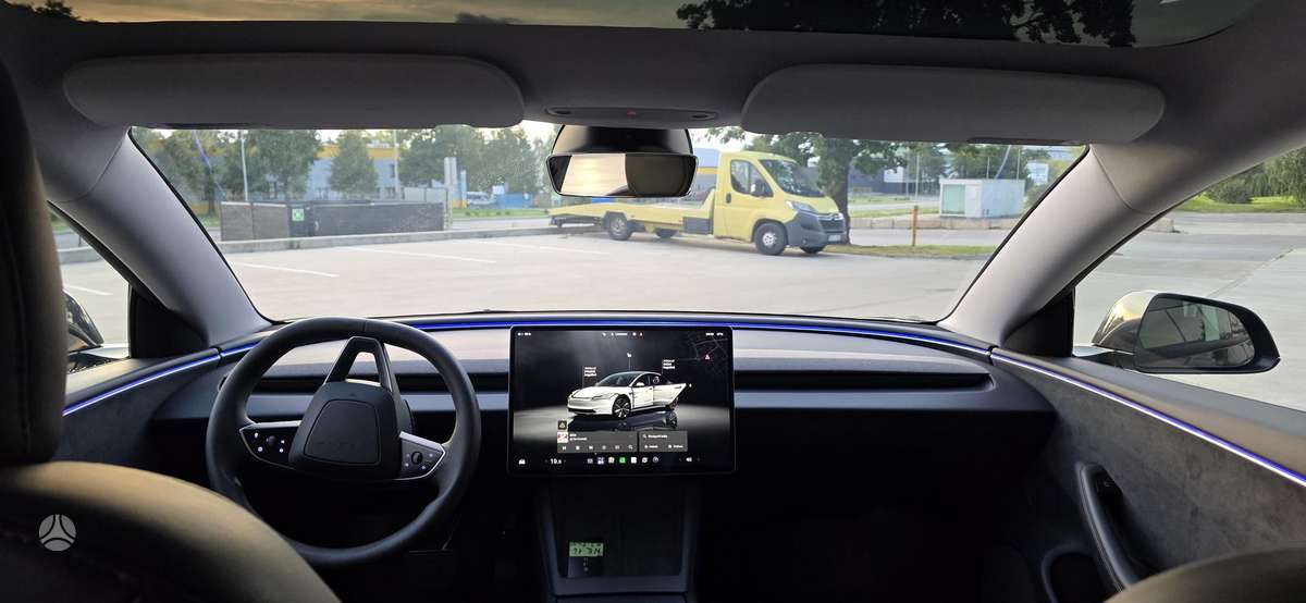Tesla Model 3, 82 кВт·ч, Хэтчбек