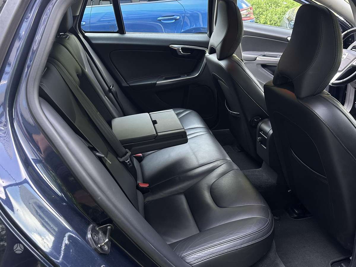 Volvo V60, 2.0 l., wagon