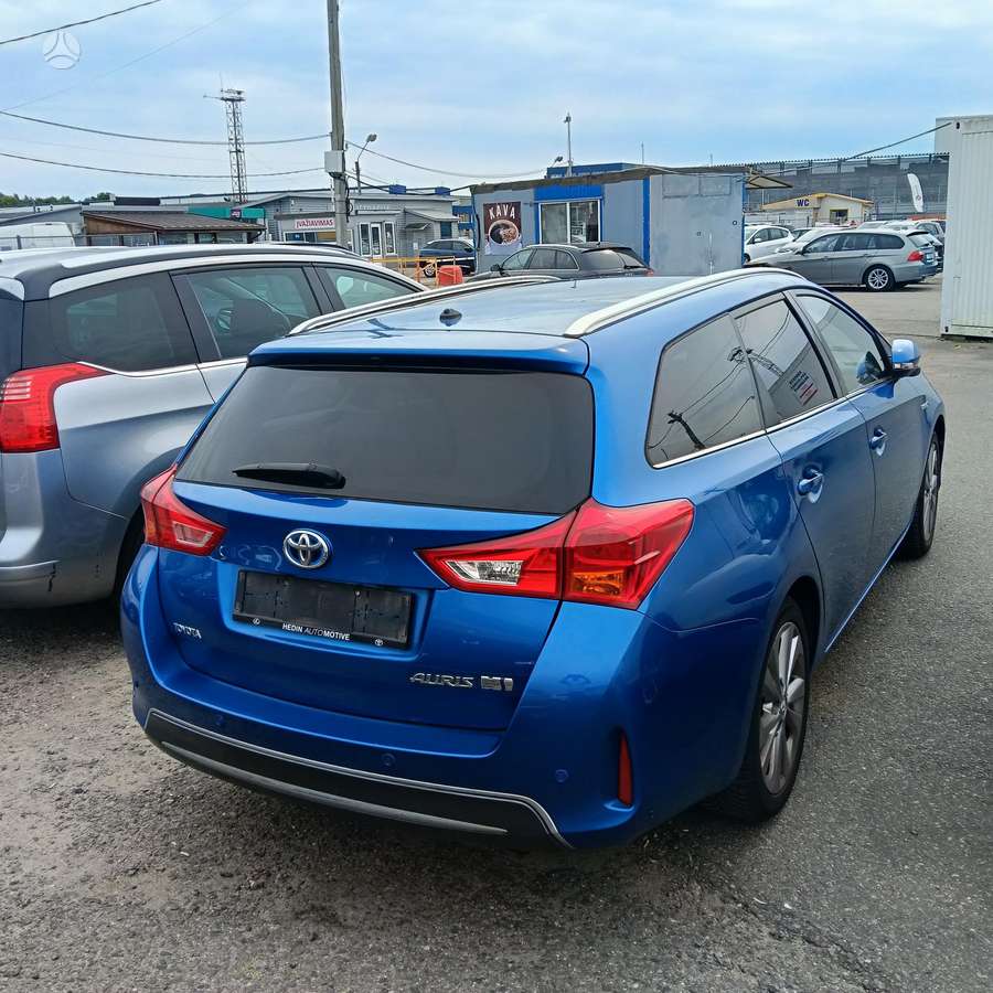 Toyota Auris - 4