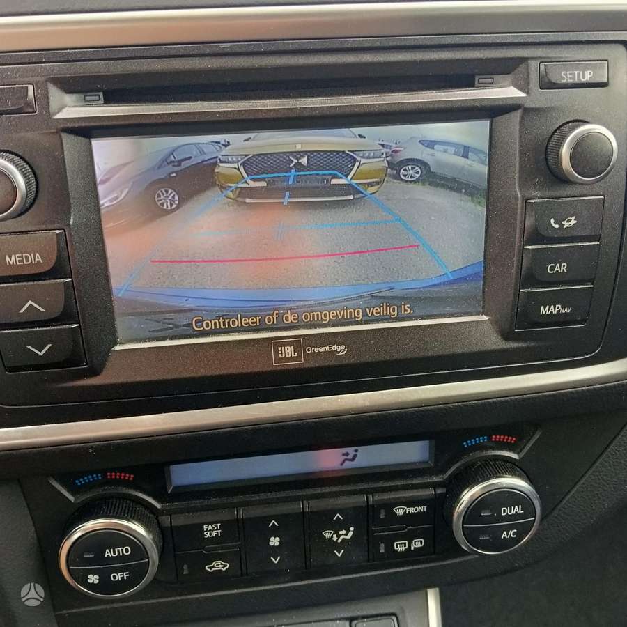 Toyota Auris - 9