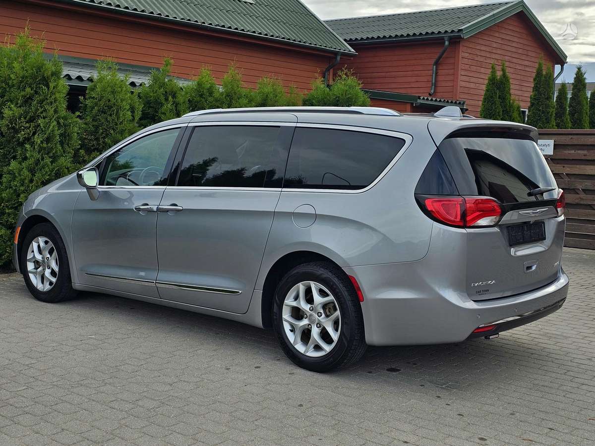 Chrysler Pacifica, 3.6 l., Минивэн