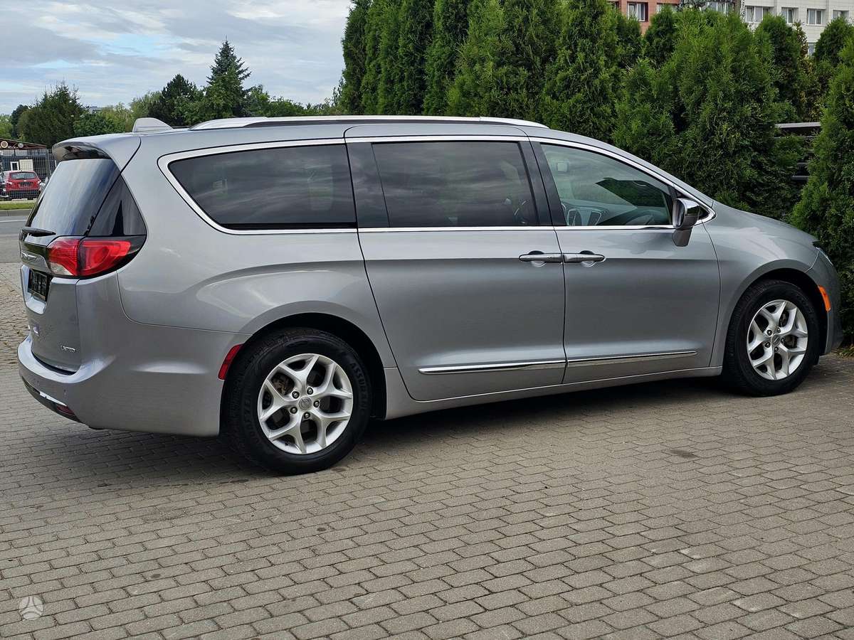 Chrysler Pacifica, 3.6 l., Минивэн
