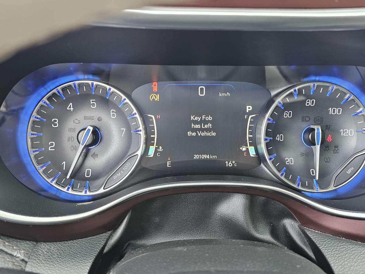 Chrysler Pacifica, 3.6 l., Минивэн