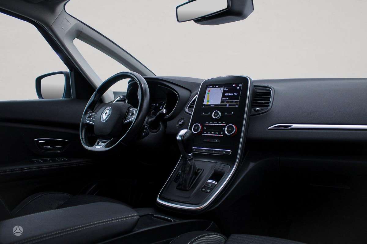 Renault Scenic - 11
