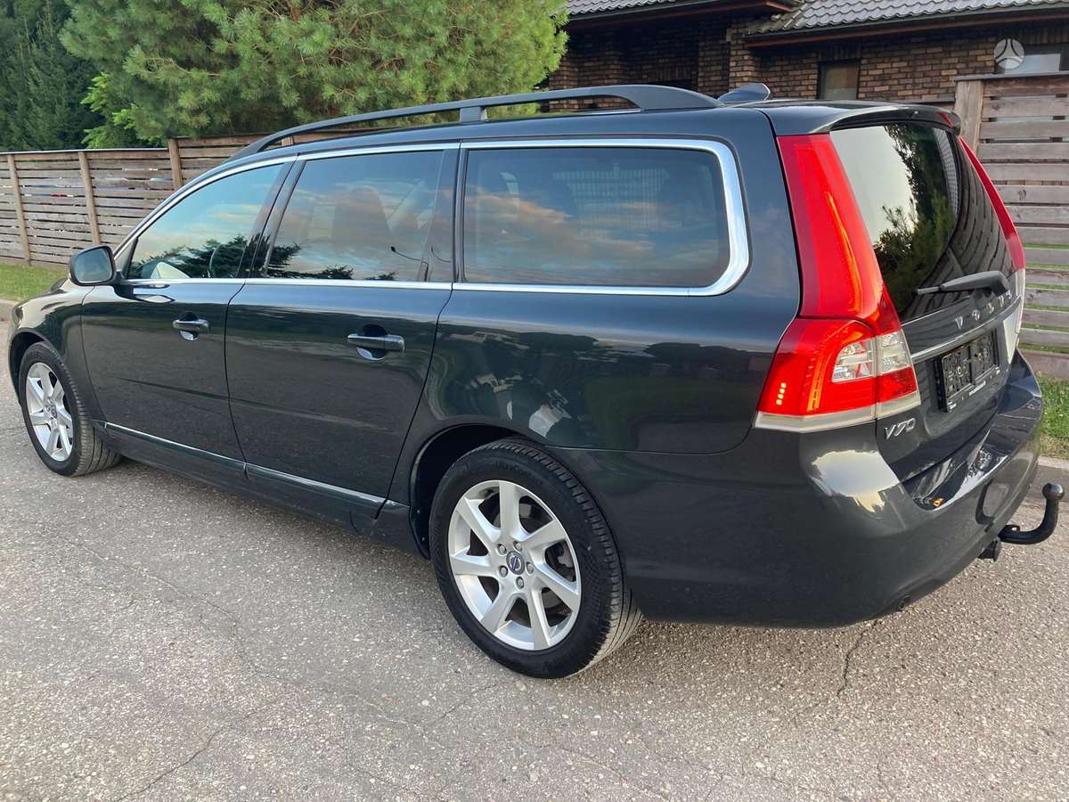 Volvo V70, 2.0 l., Универсал