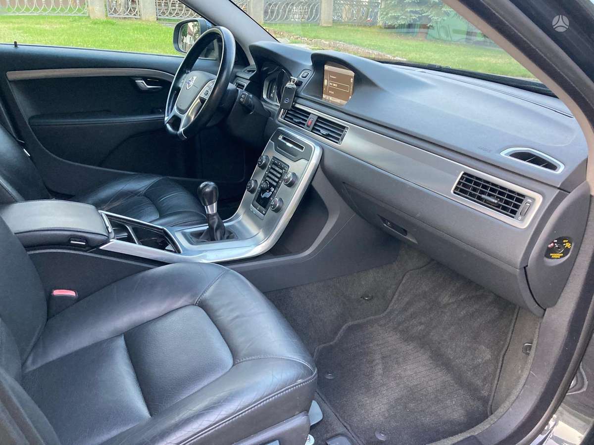 Volvo V70, 2.0 l., Универсал