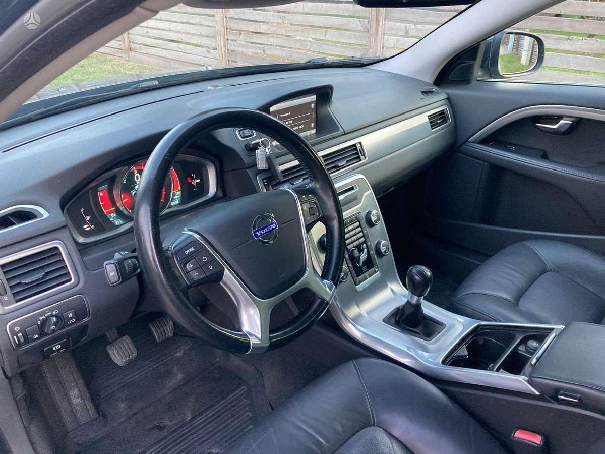 Volvo V70, 2.0 l., Универсал